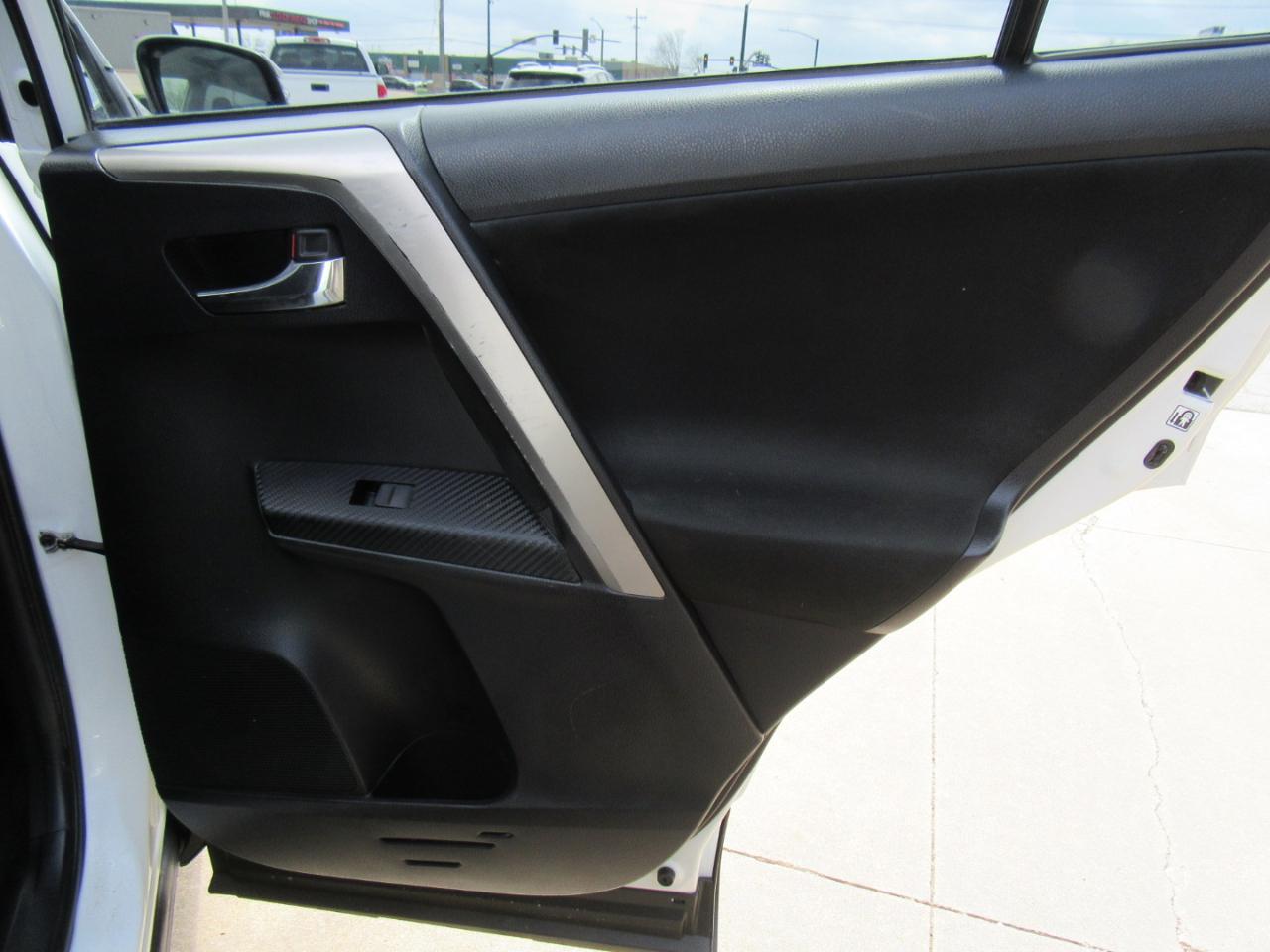 Toyota RAV4 XLE AWD 2014