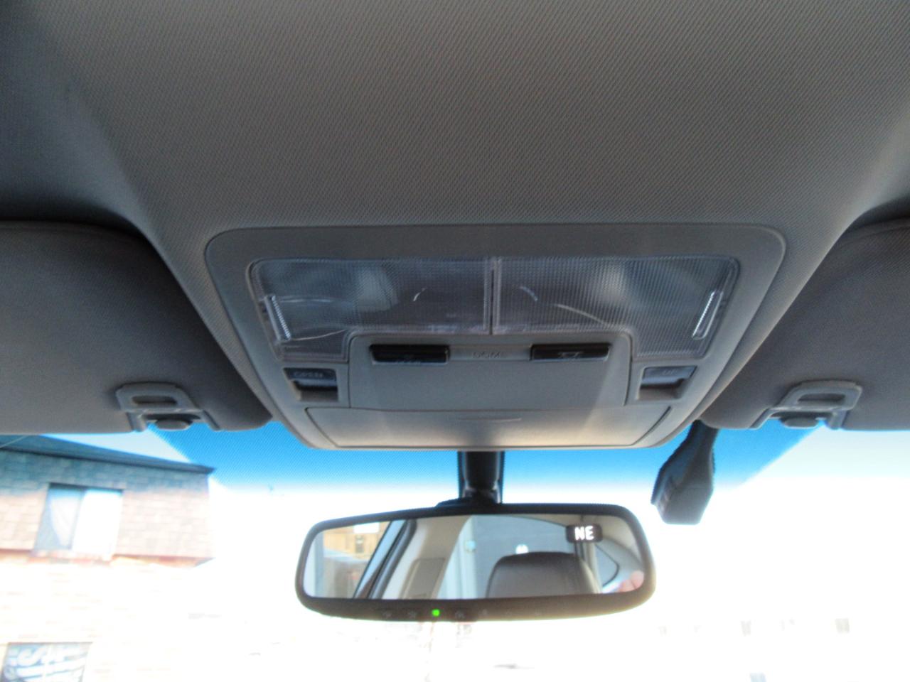 Toyota Avalon Hybrid XLE Premium 2016