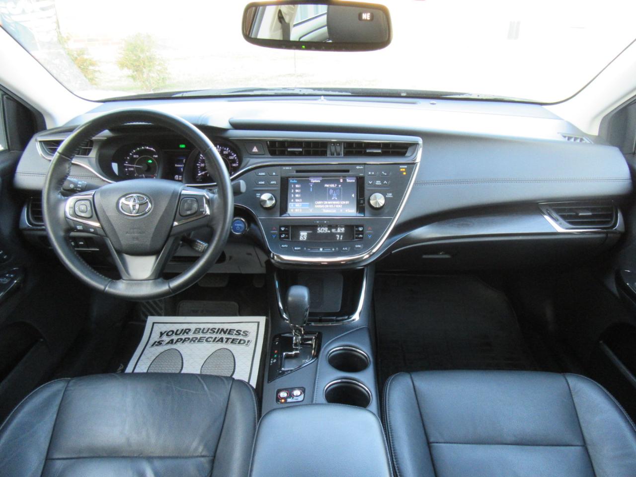 Toyota Avalon Hybrid XLE Premium 2016