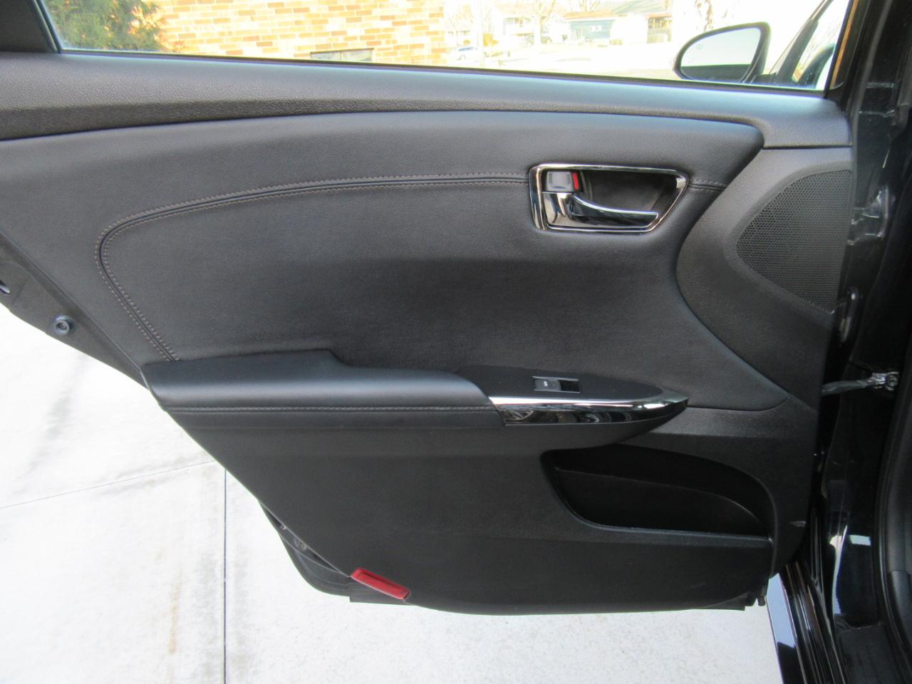 Toyota Avalon Hybrid XLE Premium 2016