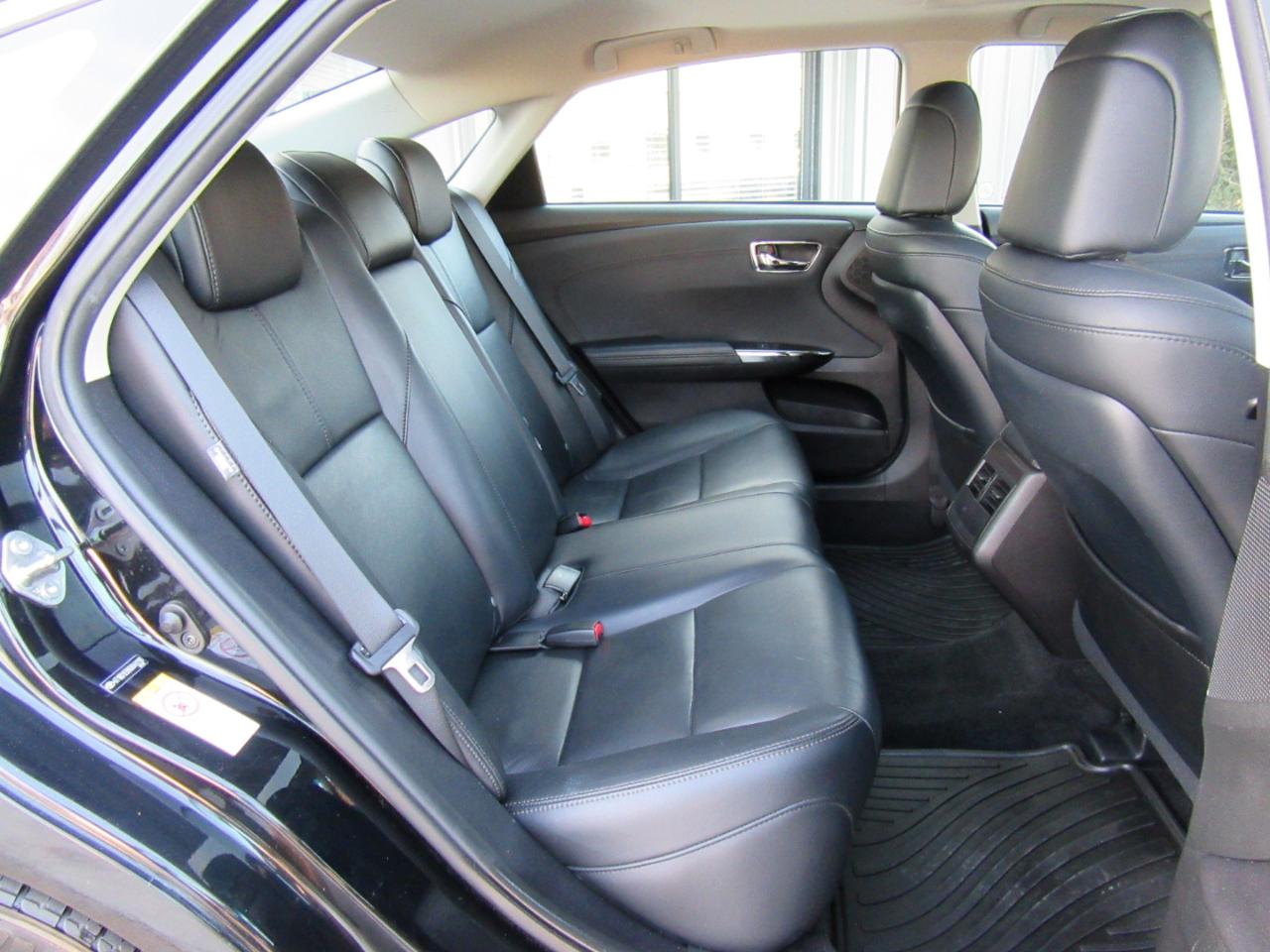 Toyota Avalon Hybrid XLE Premium 2016