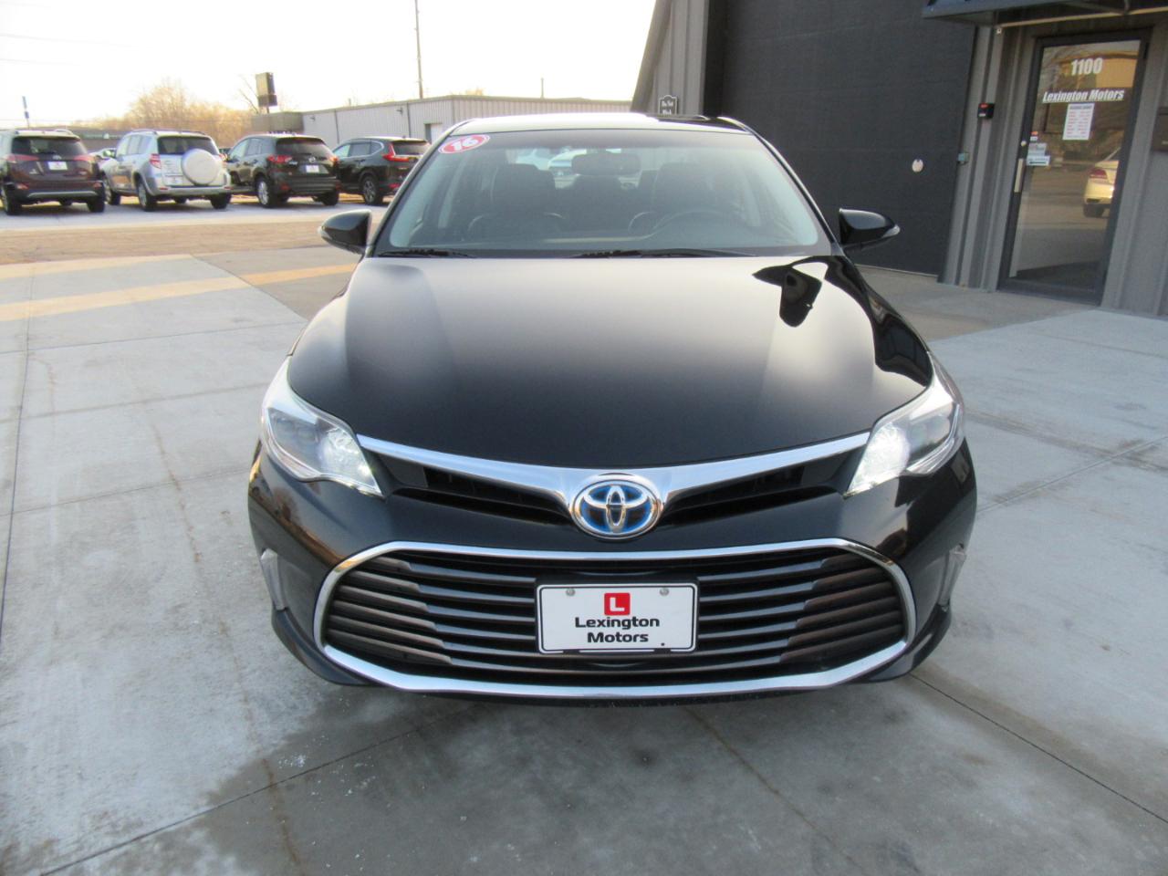 Toyota Avalon Hybrid XLE Premium 2016