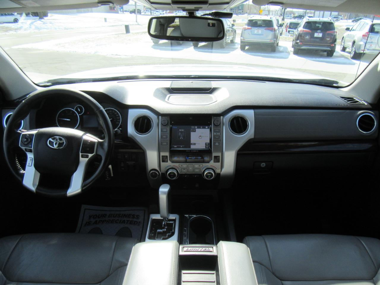 Toyota Tundra Limited 5.7L FFV CrewMax 4WD 2017