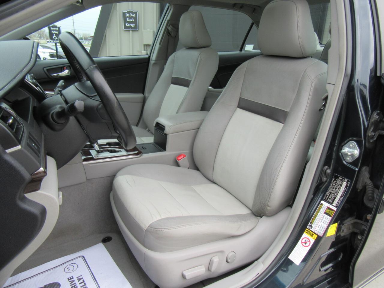 Toyota Camry XLE 2013