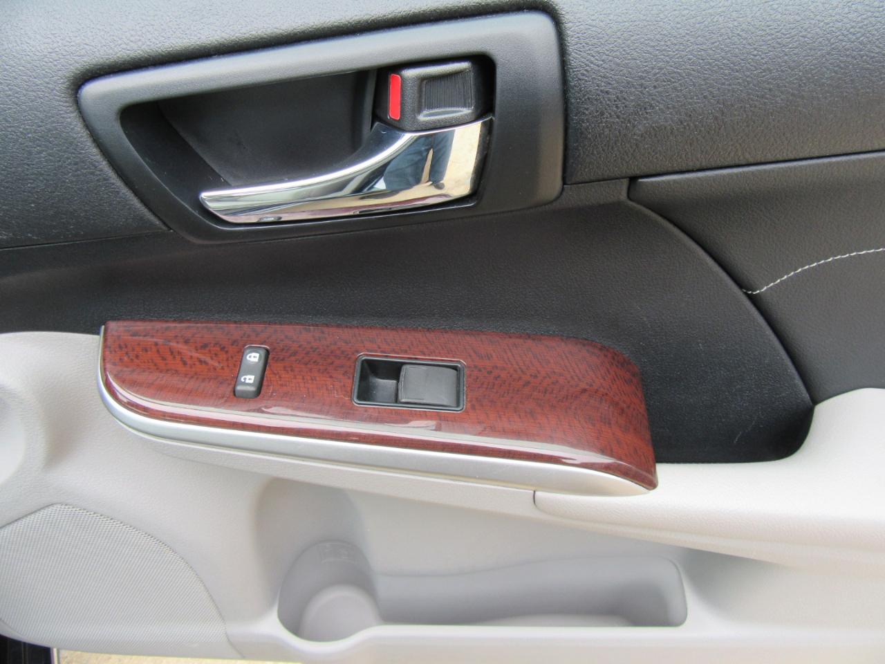 Toyota Camry XLE 2013