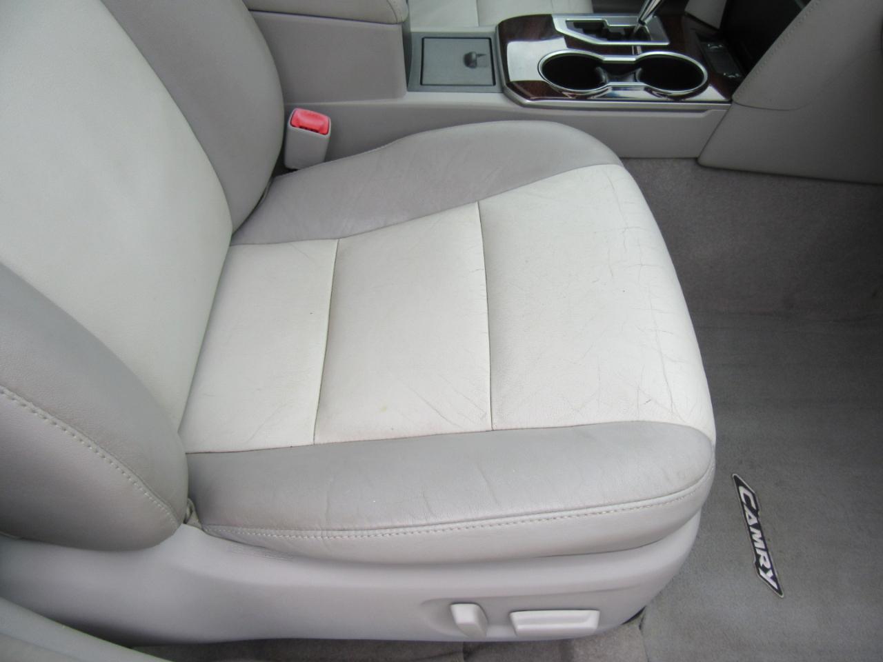 Toyota Camry XLE 2013
