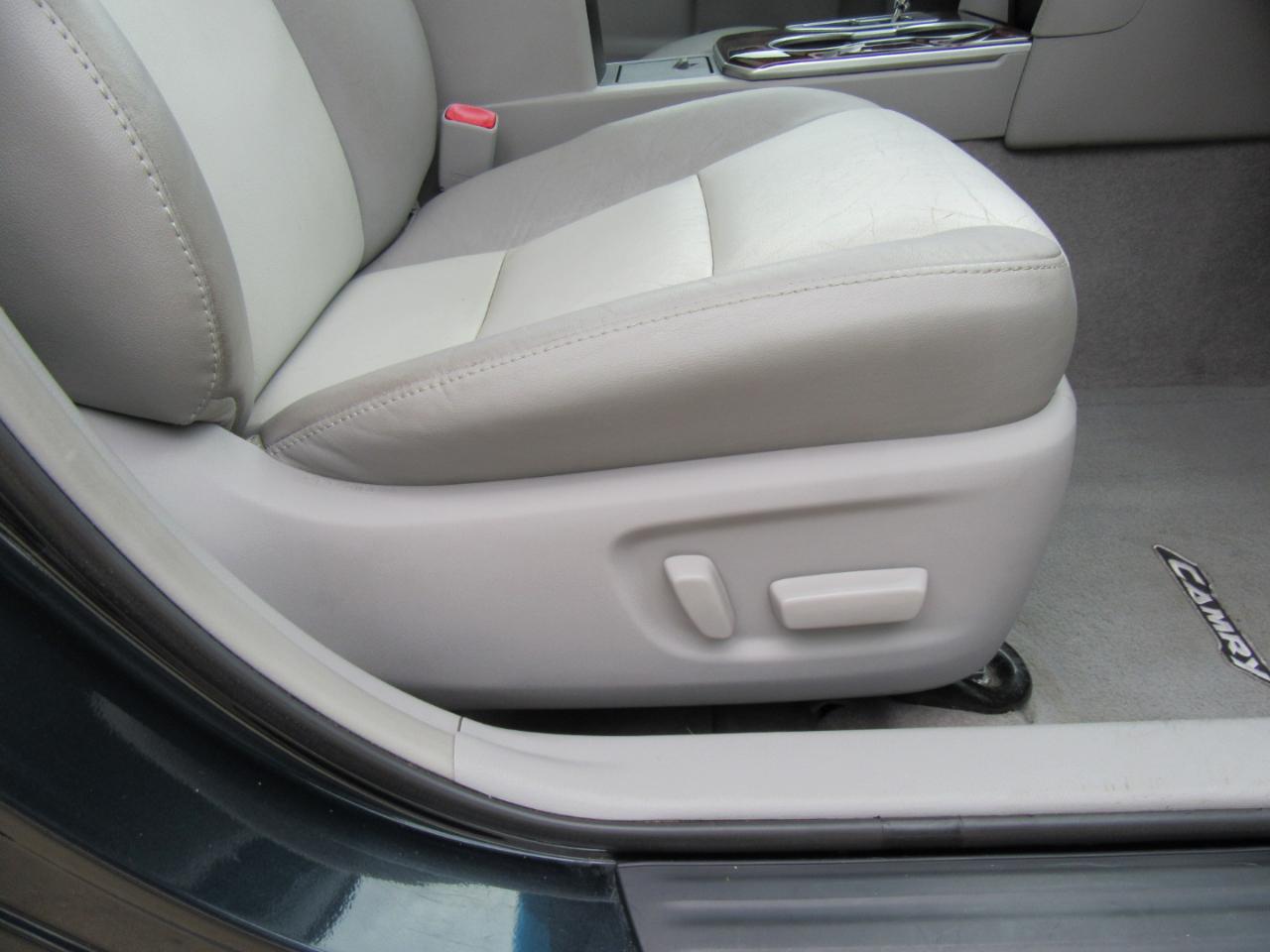 Toyota Camry XLE 2013