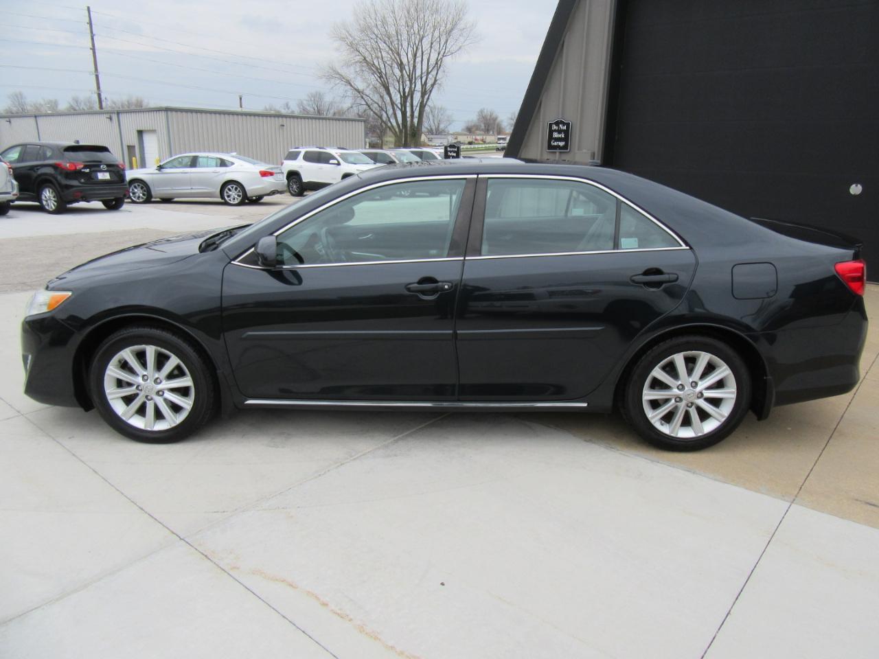 Toyota Camry XLE 2013