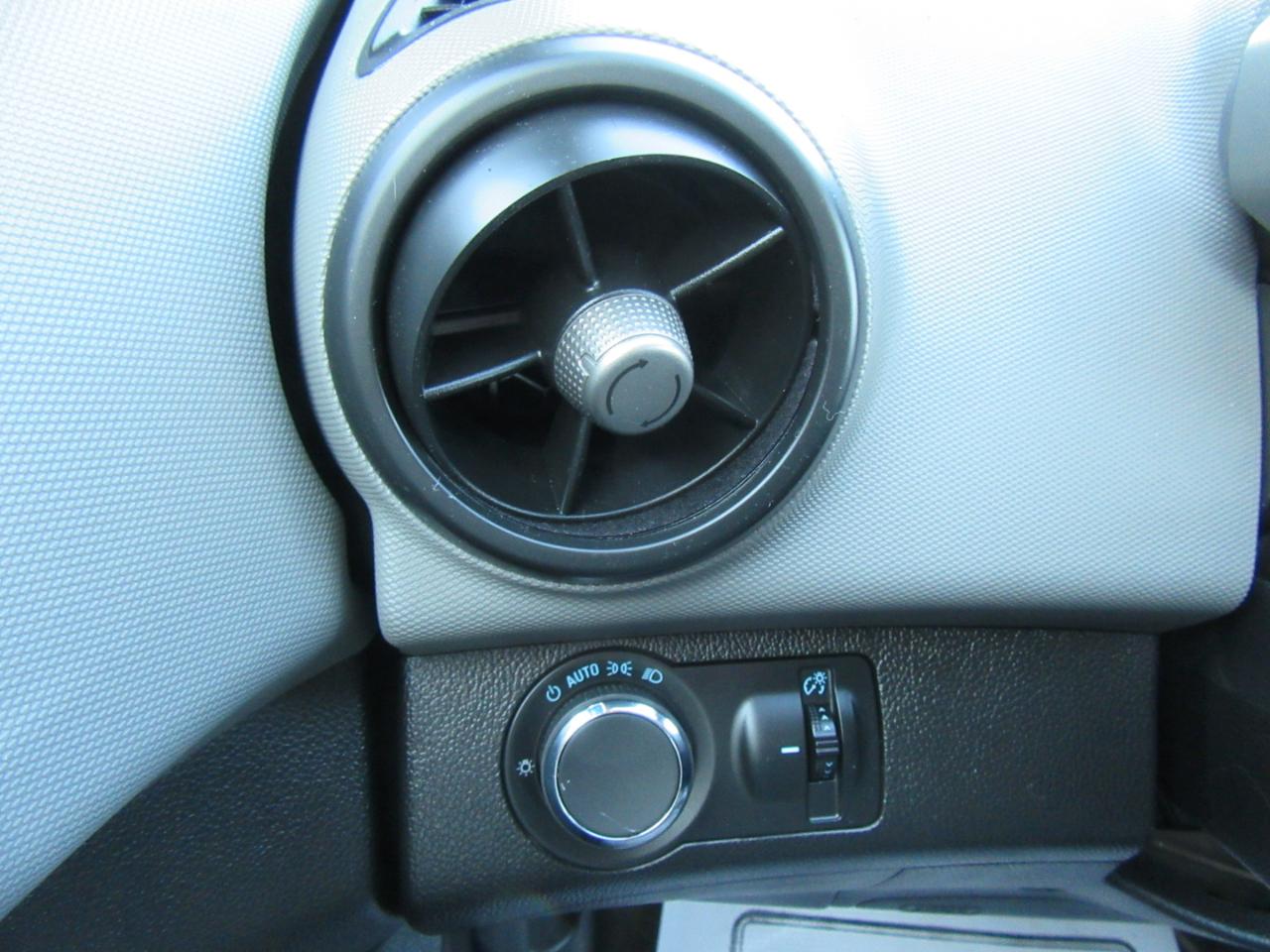 Chevrolet Sonic  2012