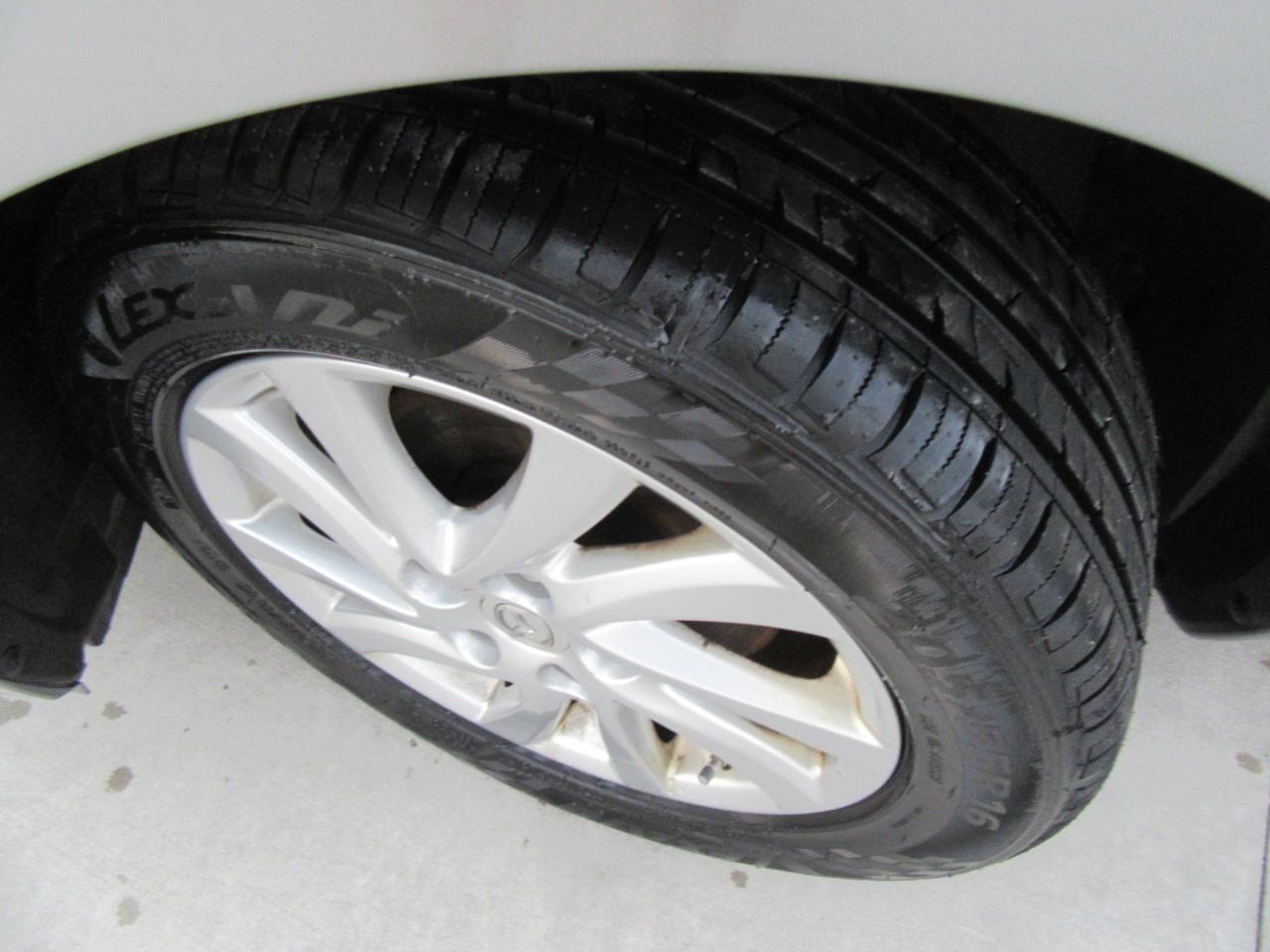 Mazda MAZDA3 I Touring 5-Door 2012