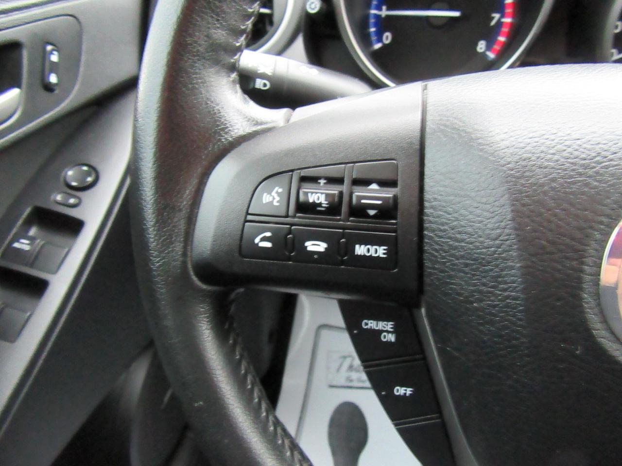 Mazda MAZDA3 I Touring 5-Door 2012