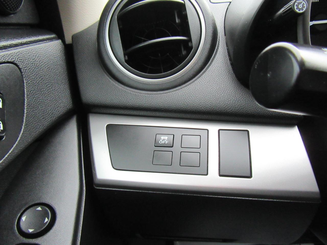 Mazda MAZDA3 I Touring 5-Door 2012