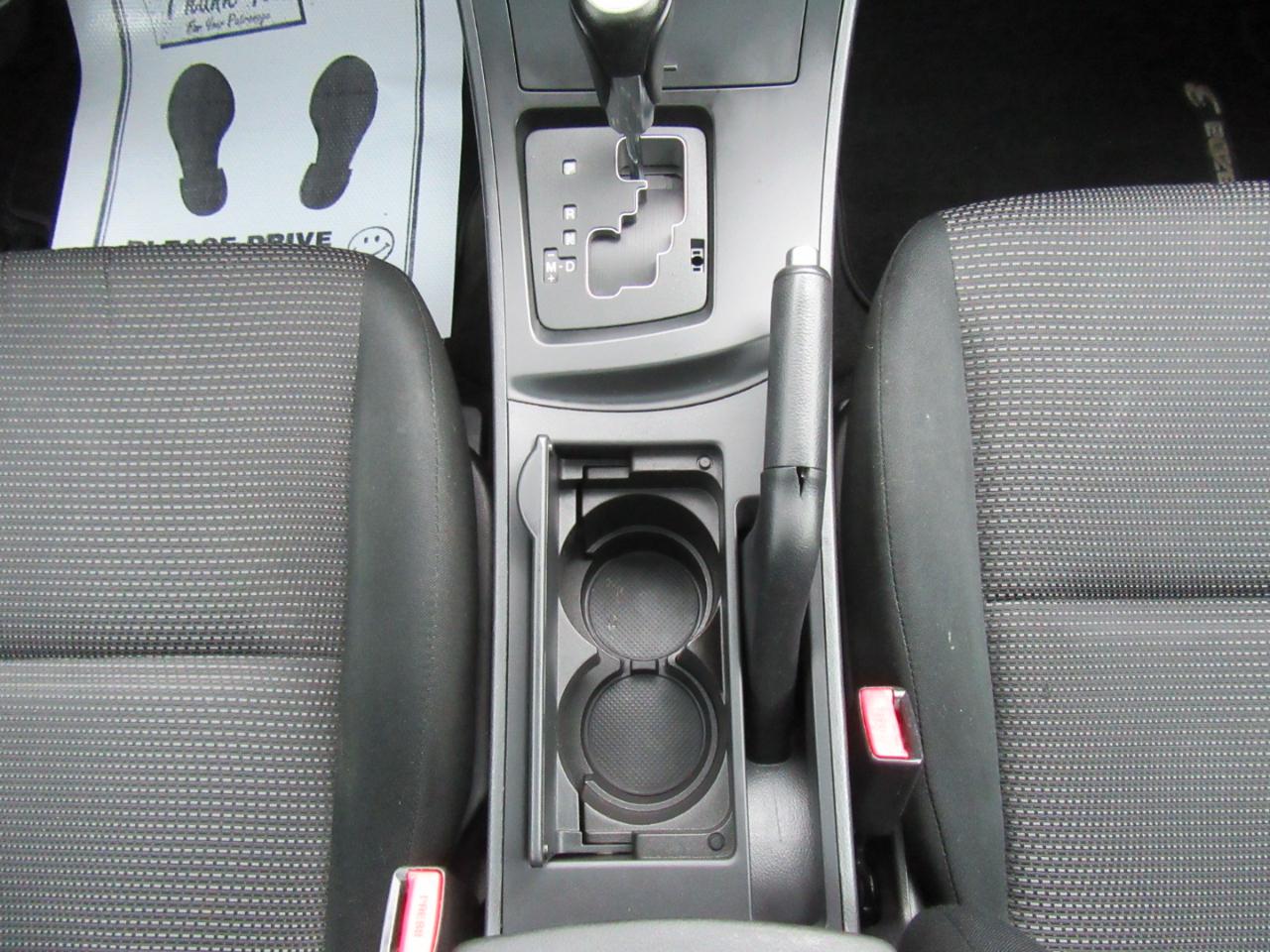 Mazda MAZDA3 I Touring 5-Door 2012