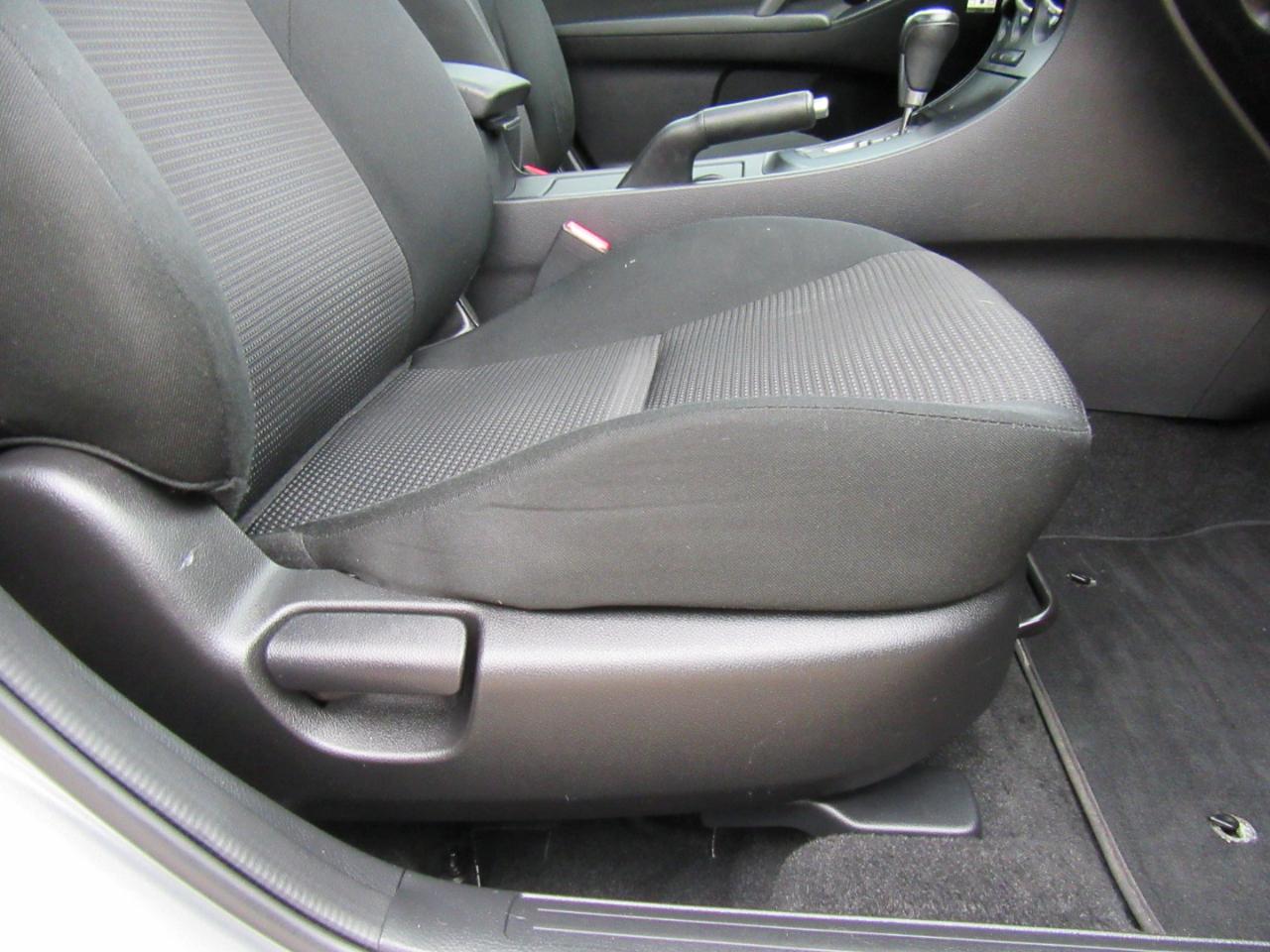 Mazda MAZDA3 I Touring 5-Door 2012