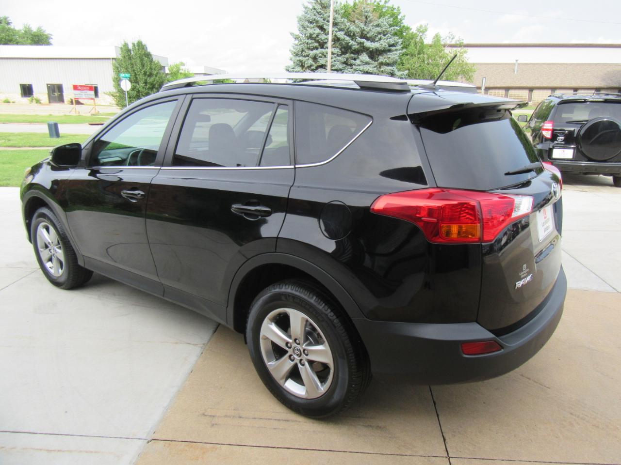 Toyota RAV4 XLE AWD 2015