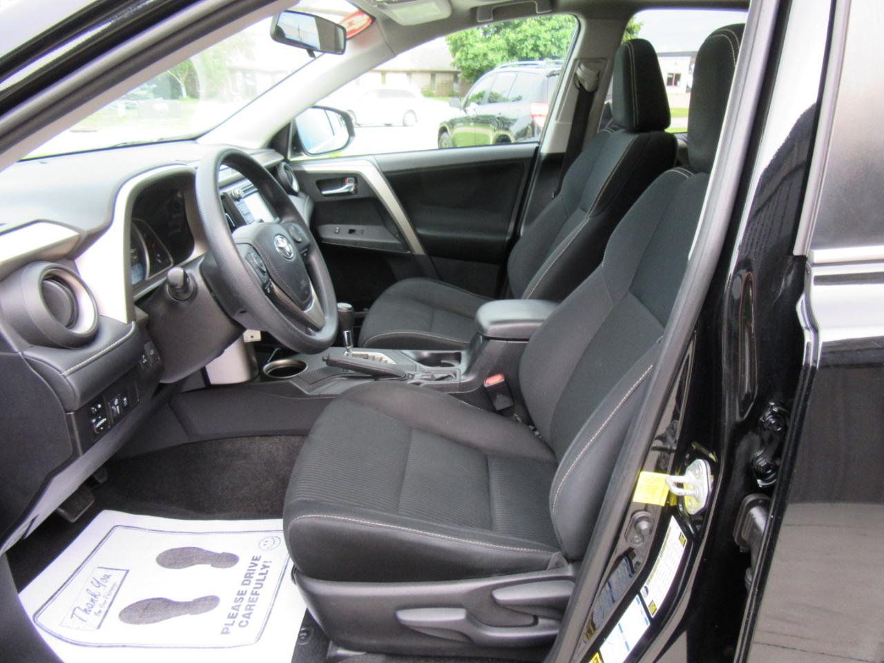 Toyota RAV4 XLE AWD 2015