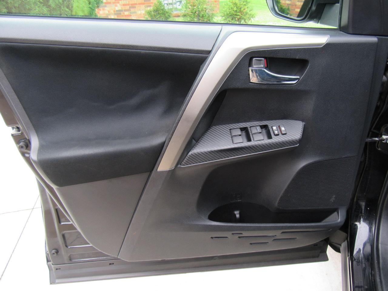 Toyota RAV4 XLE AWD 2015