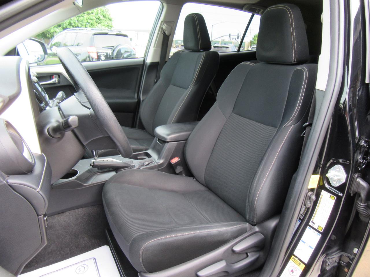 Toyota RAV4 XLE AWD 2015