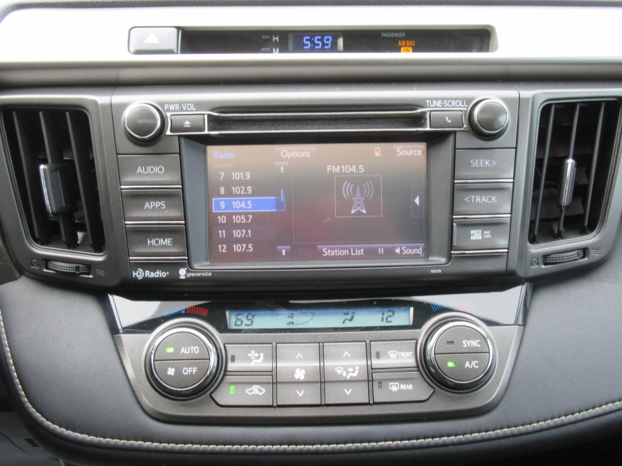 Toyota RAV4 XLE AWD 2015