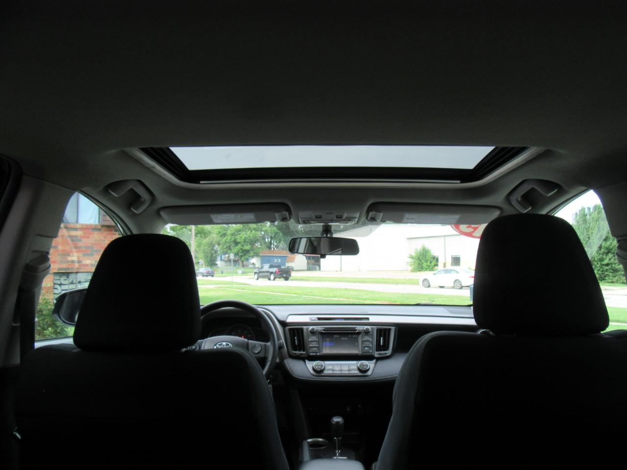 Toyota RAV4 XLE AWD 2015
