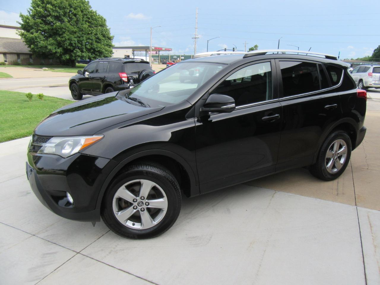 Toyota RAV4 XLE AWD 2015