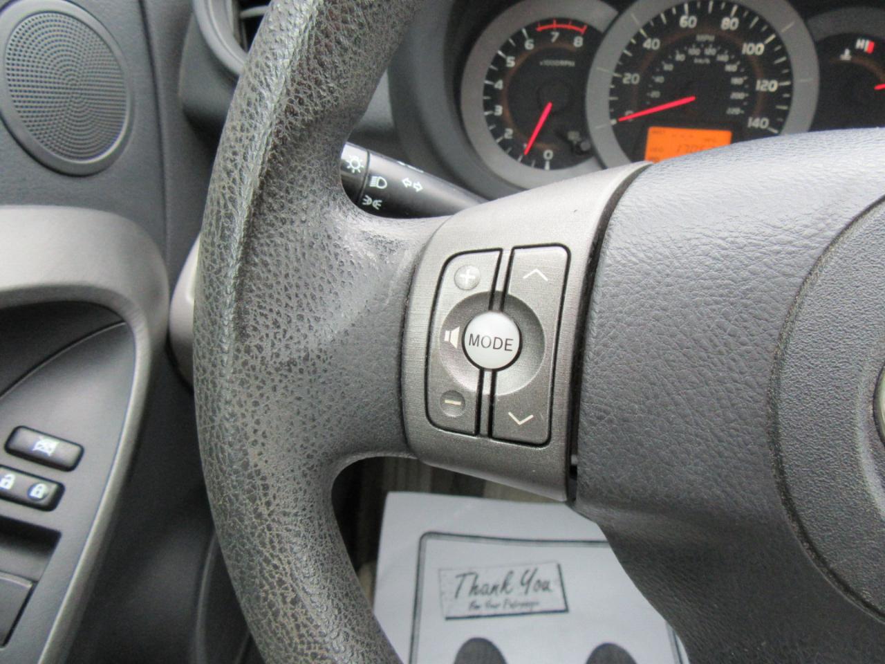 Toyota RAV4 Base 2011