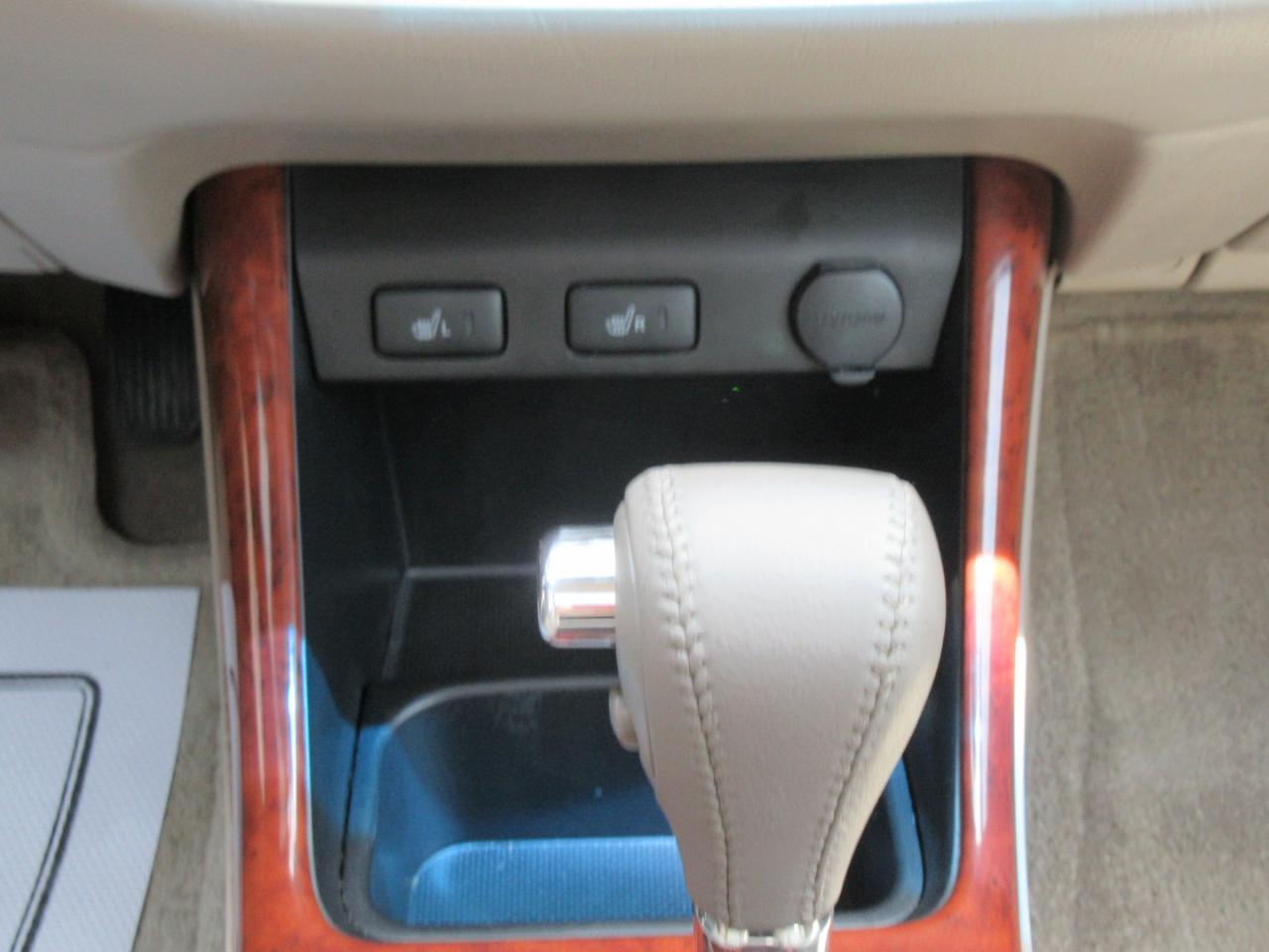 Toyota Camry XLE 2004
