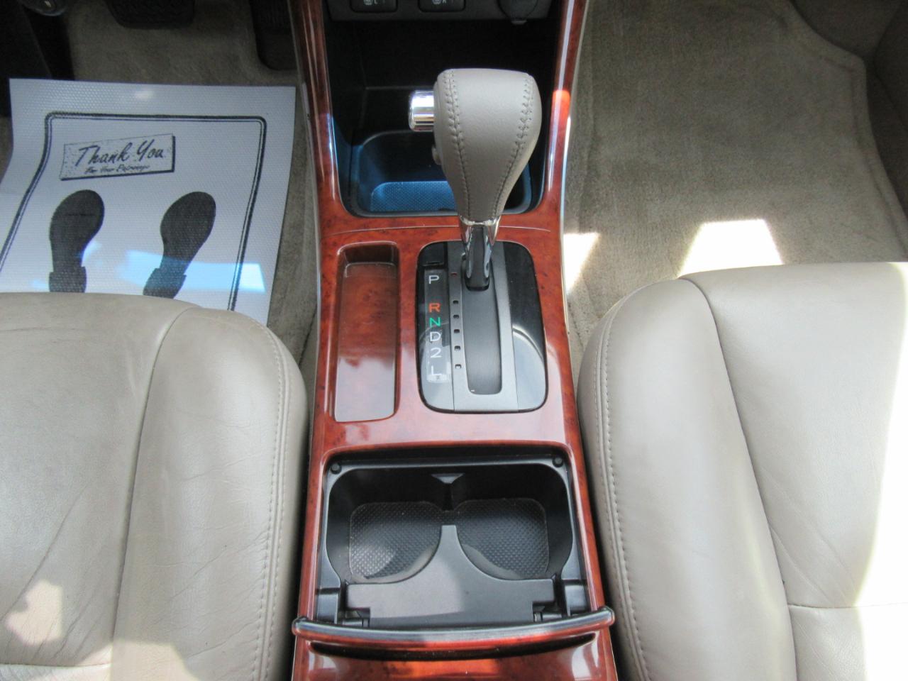 Toyota Camry XLE 2004