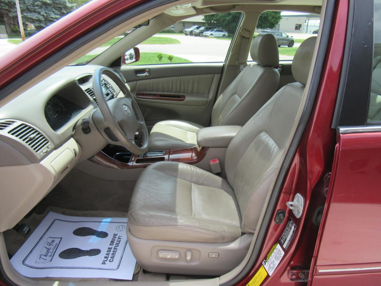 Toyota Camry XLE 2004