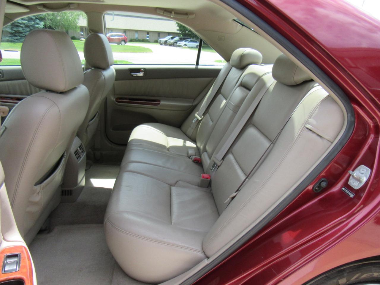 Toyota Camry XLE 2004