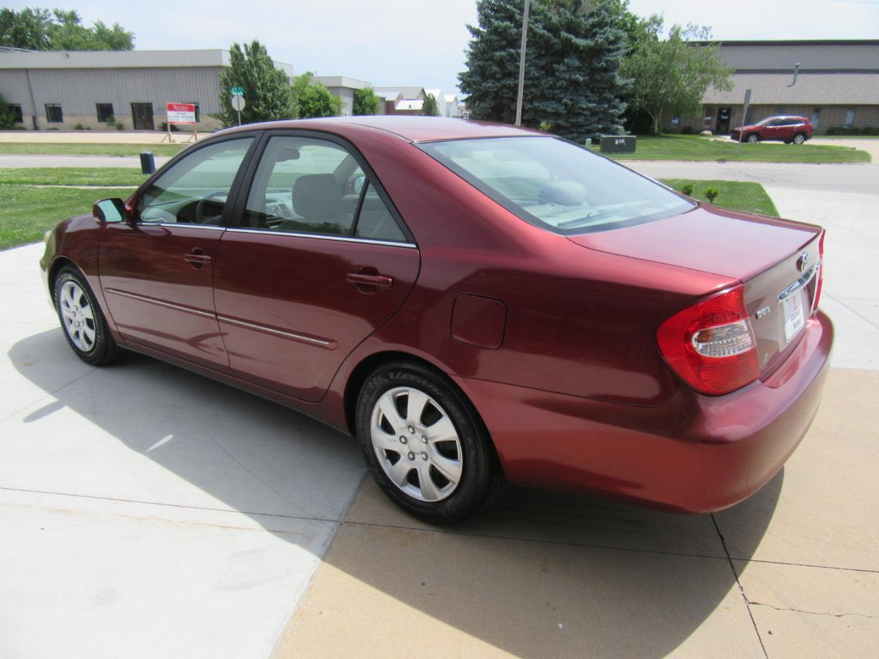 Toyota Camry XLE 2004