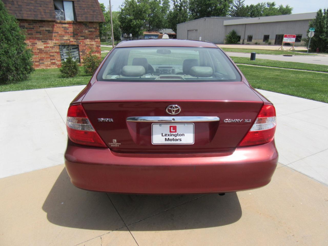 Toyota Camry XLE 2004