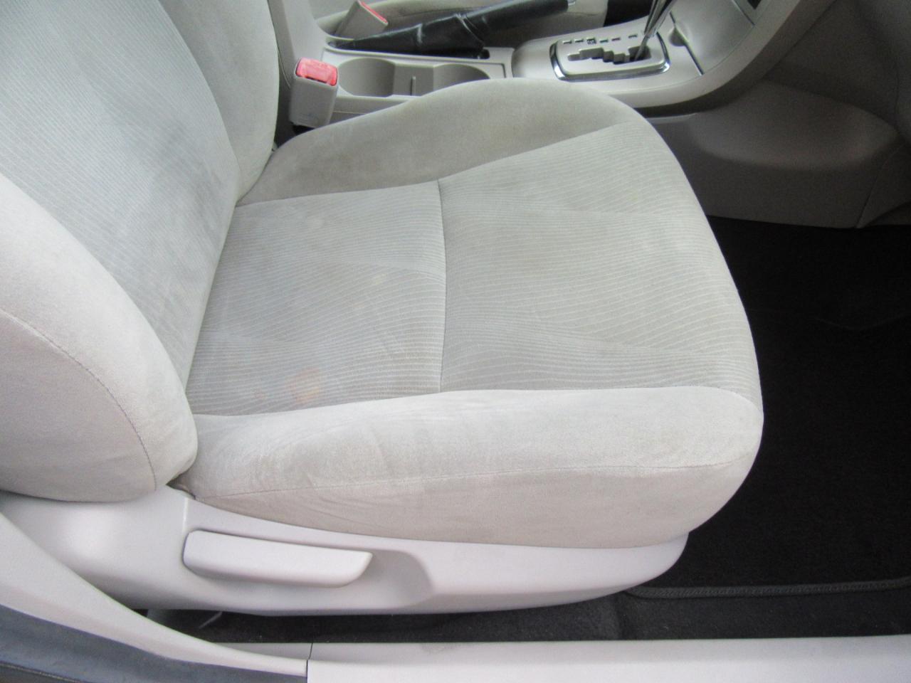 Toyota Corolla LE 2013