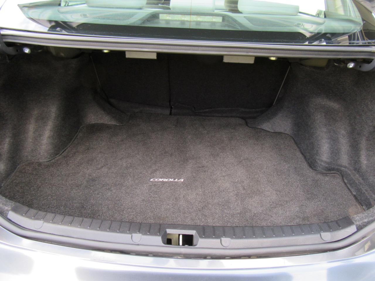 Toyota Corolla LE 2013