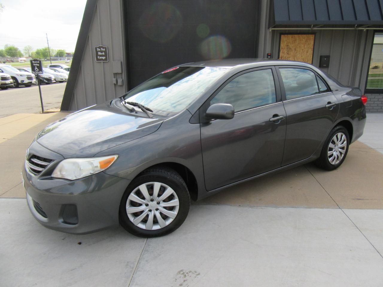 Toyota Corolla LE 2013