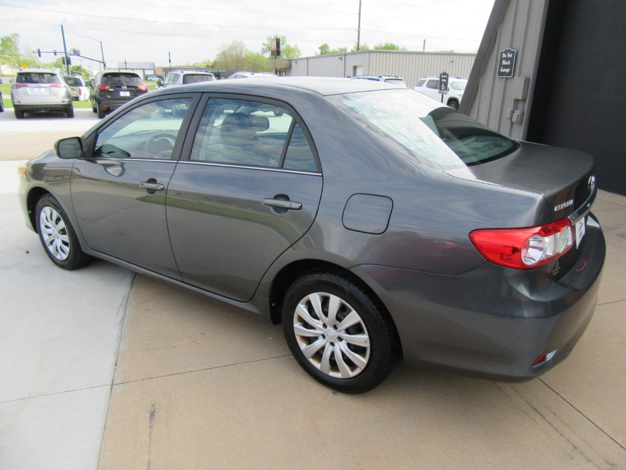 Toyota Corolla LE 2013