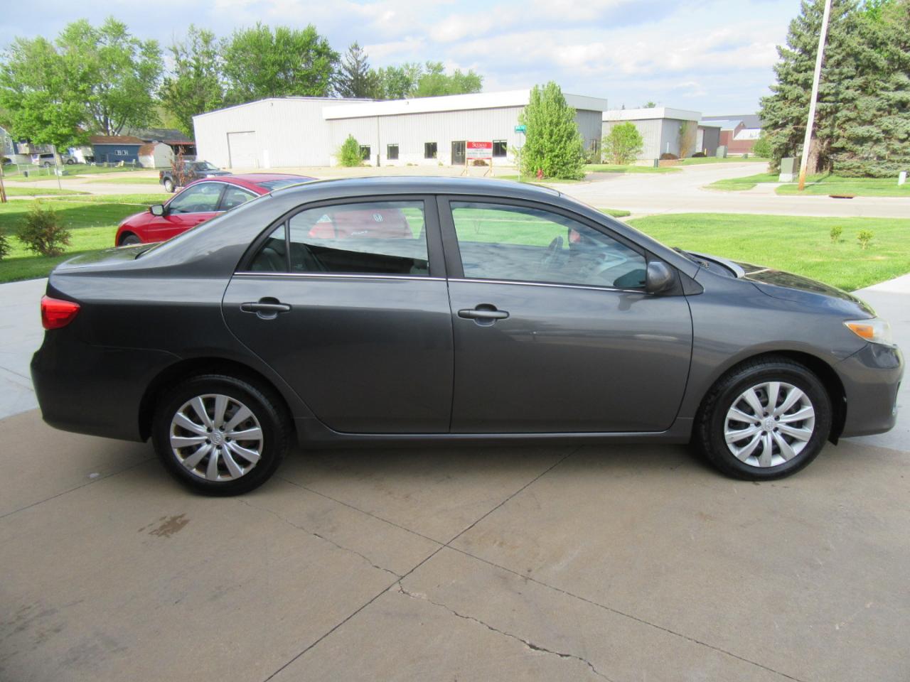 Toyota Corolla LE 2013