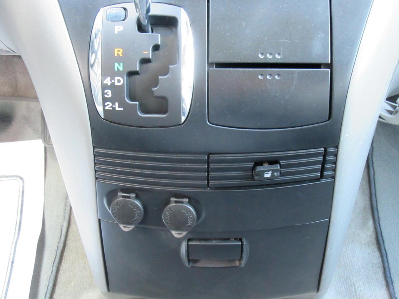Toyota Sienna LE FWD 7 Passenger 2010