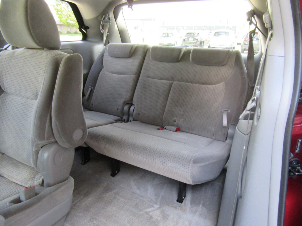 Toyota Sienna LE FWD 7 Passenger 2010