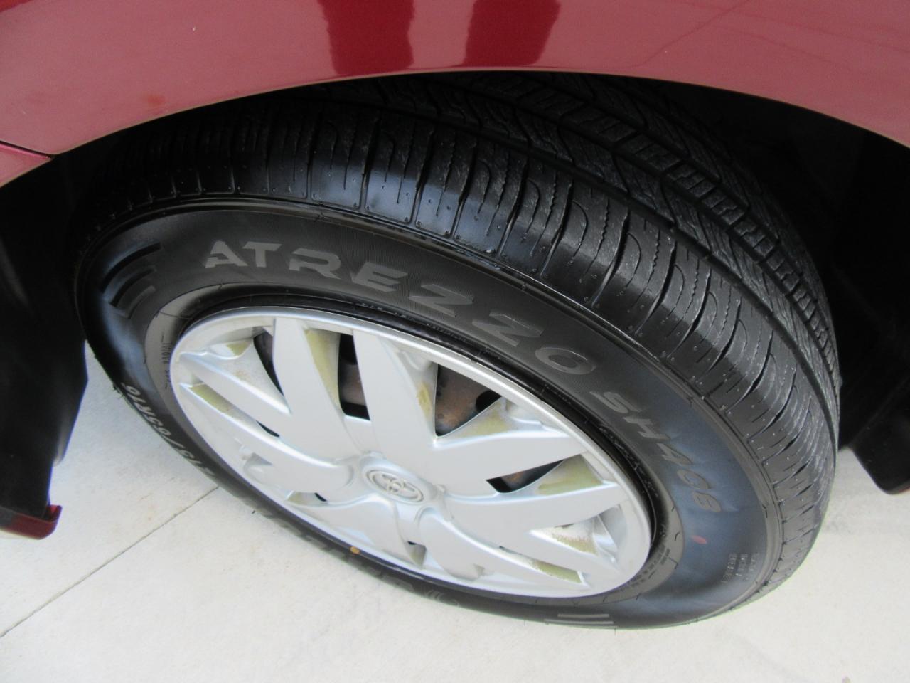 Toyota Sienna LE FWD 7 Passenger 2010