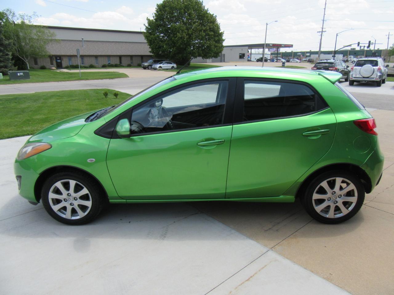 Mazda MAZDA2 Touring 2011