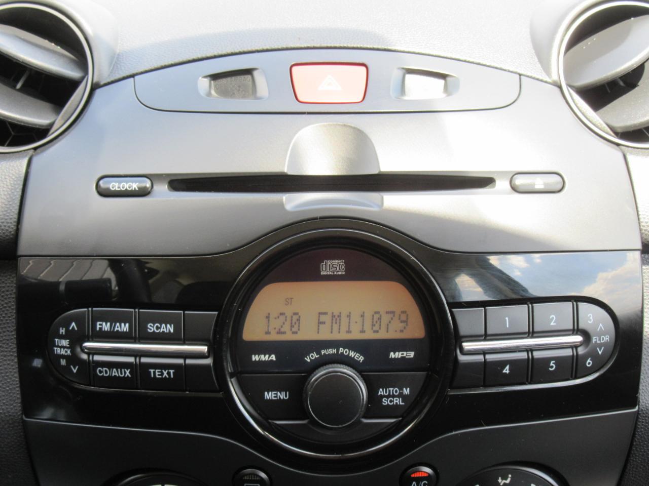 Mazda MAZDA2 Touring 2011