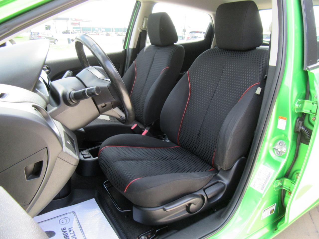 Mazda MAZDA2 Touring 2011