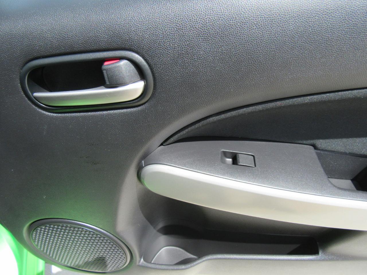 Mazda MAZDA2 Touring 2011