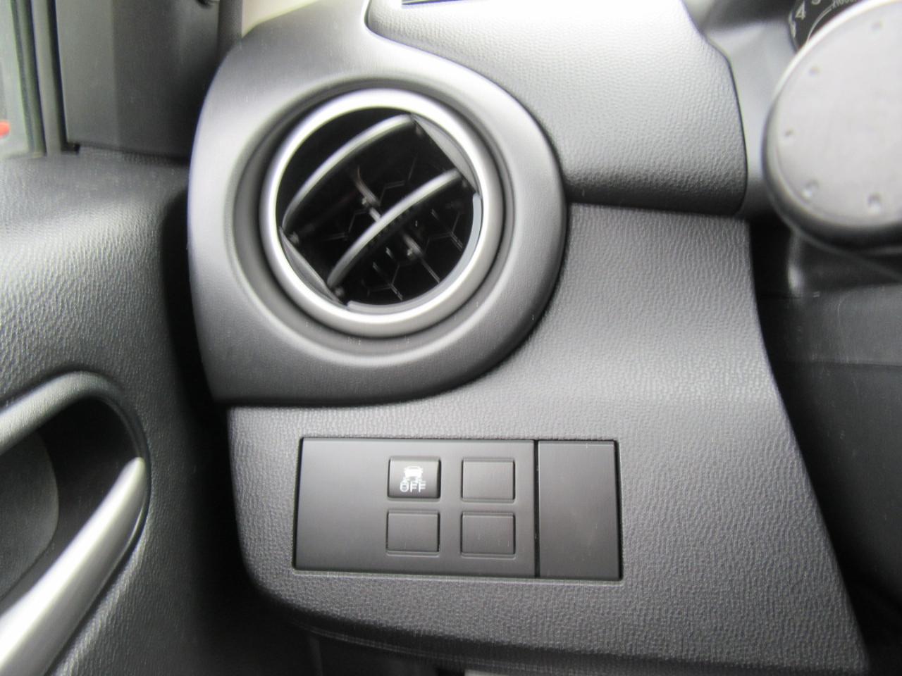Mazda MAZDA2 Touring 2011