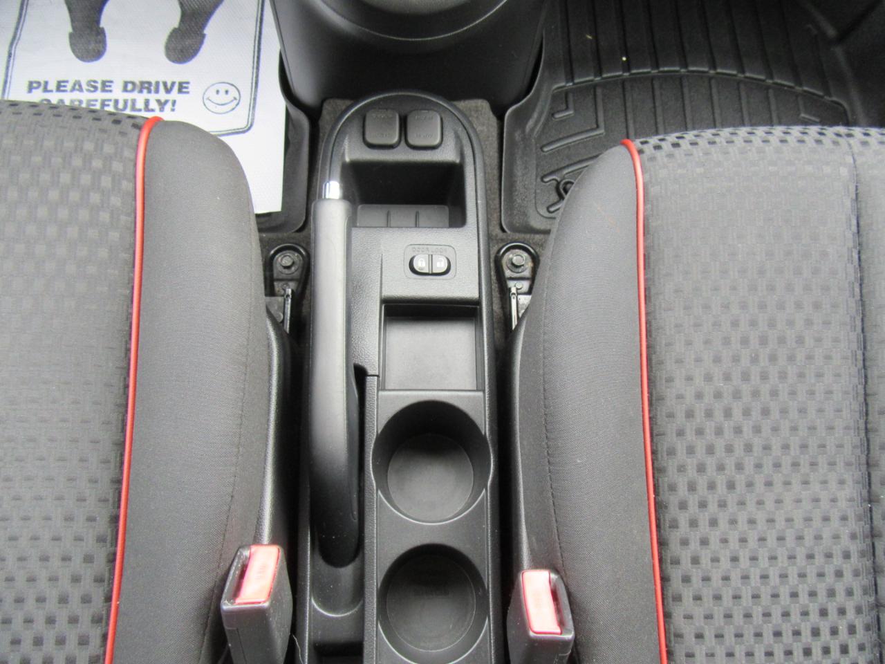 Mazda MAZDA2 Touring 2011