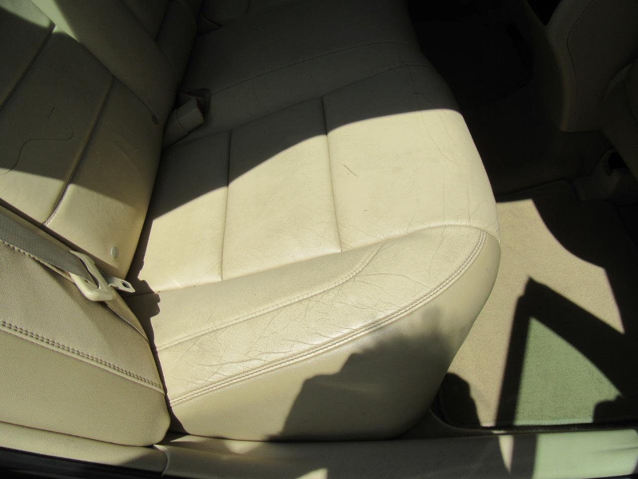 Toyota Camry Hybrid XLE 2015
