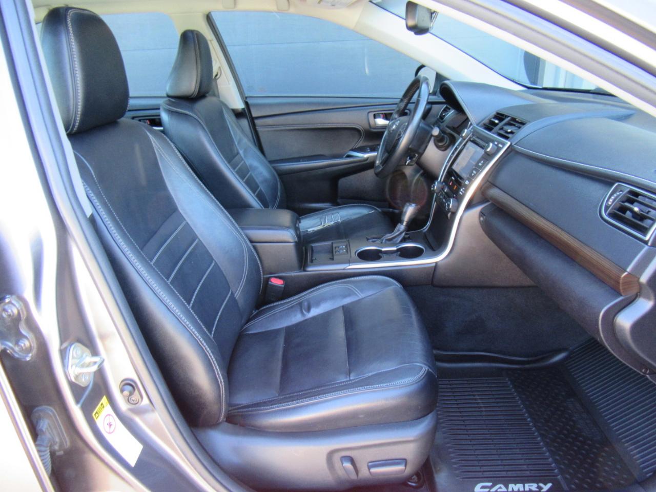 Toyota Camry XLE 2017