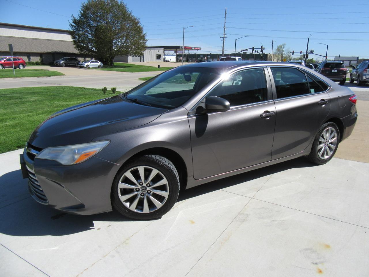 Toyota Camry XLE 2017