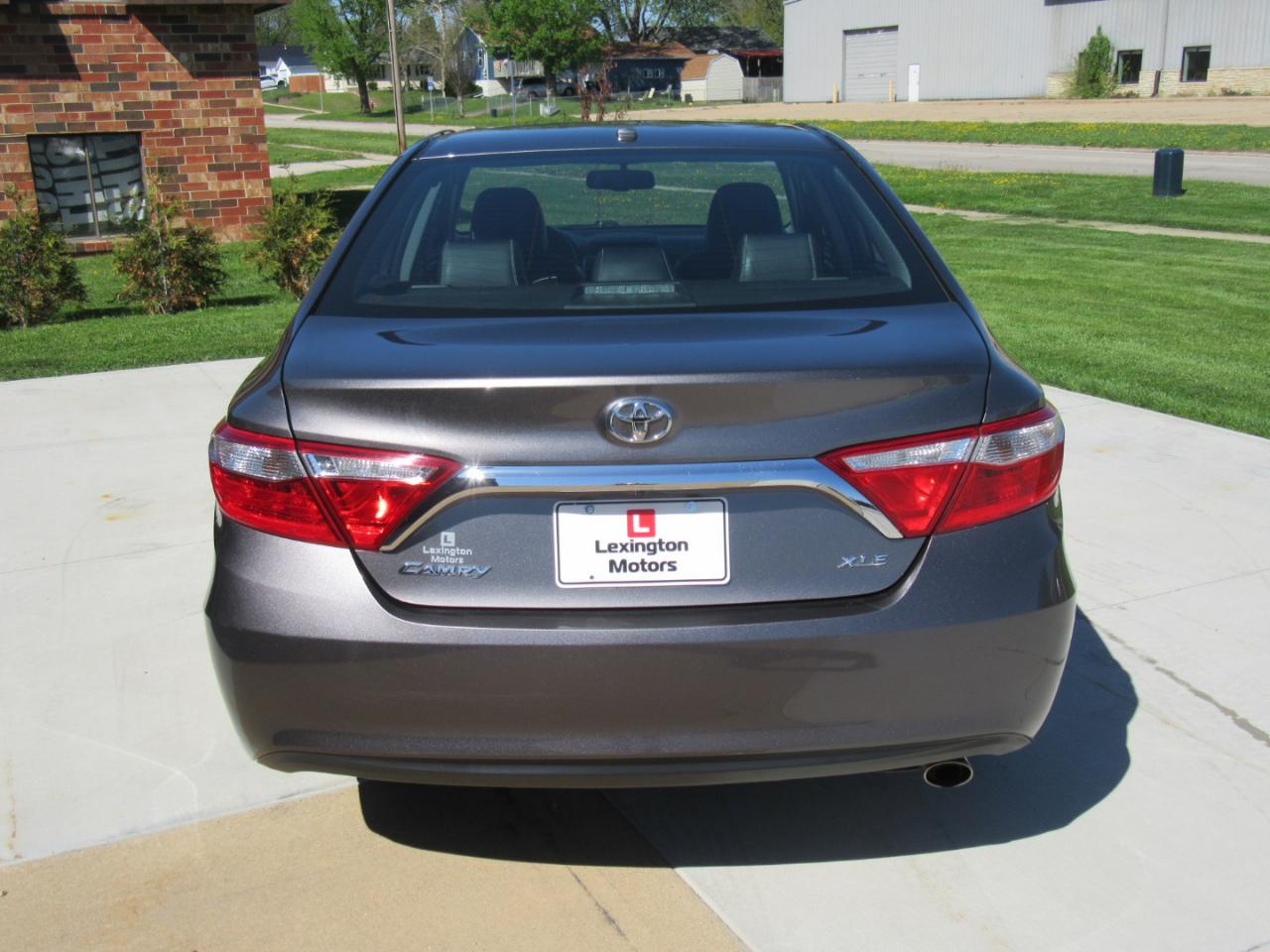 Toyota Camry XLE 2017